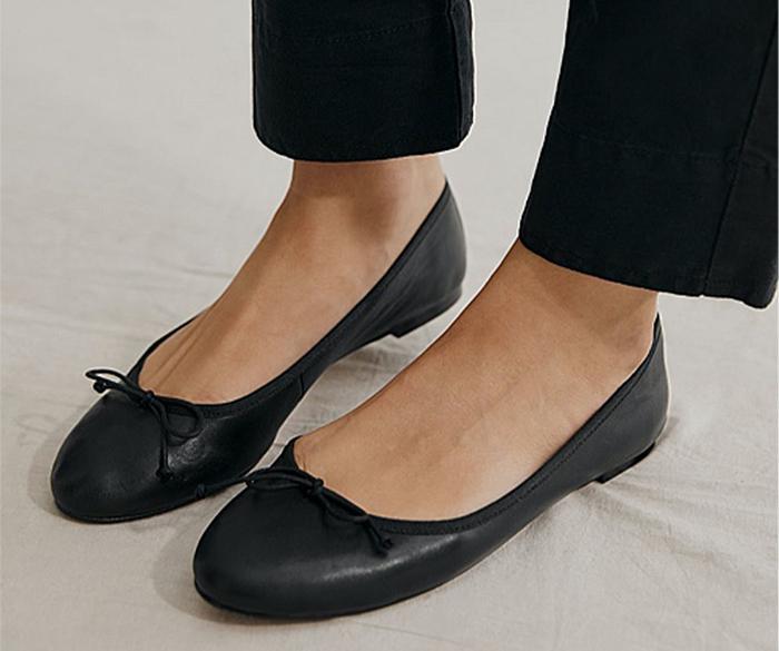 What Shoes To Wear With Black Pants Female-3